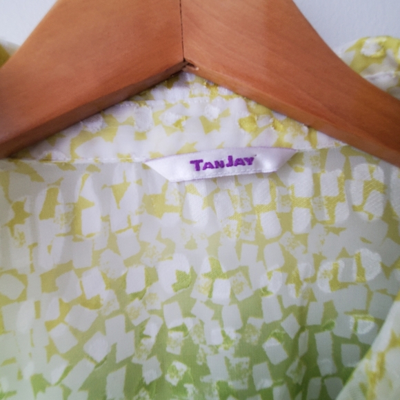 Tan Jay Blue Green Yellow Ombre Button Up Blouse - Picture 2 of 8